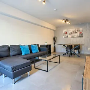 Appartamento Urban Front - Walking Distance From Paceville And St George Bay, Is-Swieqi